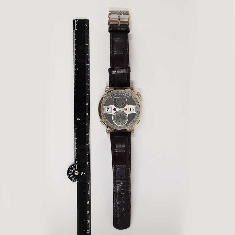 A. Lange & Söhne Zeitwerk 148.038
