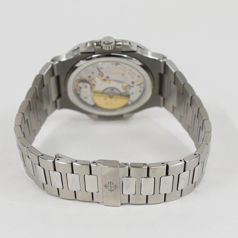 Patek Philippe Nautilus 5712/1A-001