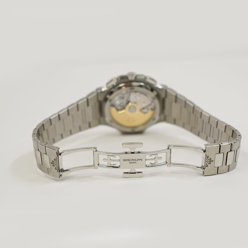 Patek Philippe Nautilus 5990/1A-011