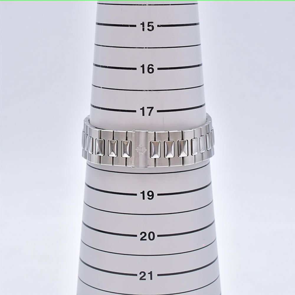 Patek Philippe Nautilus 5711/1A-001