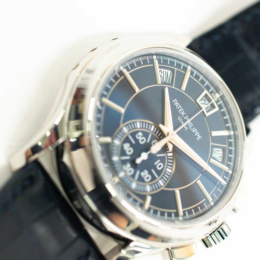 Patek Philippe Complications 5905P-001