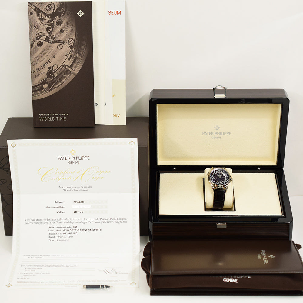 Patek Philippe Nautilus 5330G-010