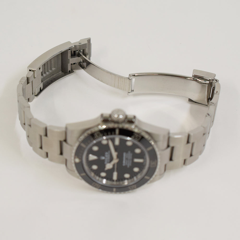 Rolex Submariner (No Date) 124060