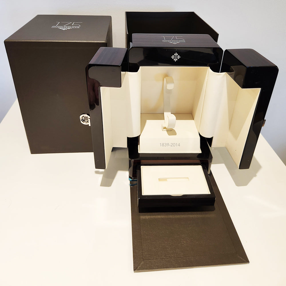 Patek Philippe World Time 5575G-001