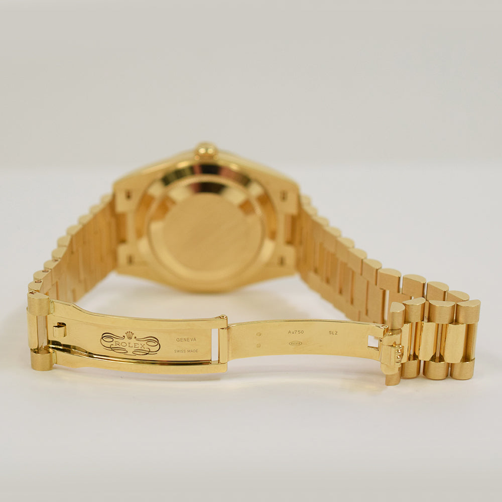 Rolex Day-Date 40 228238