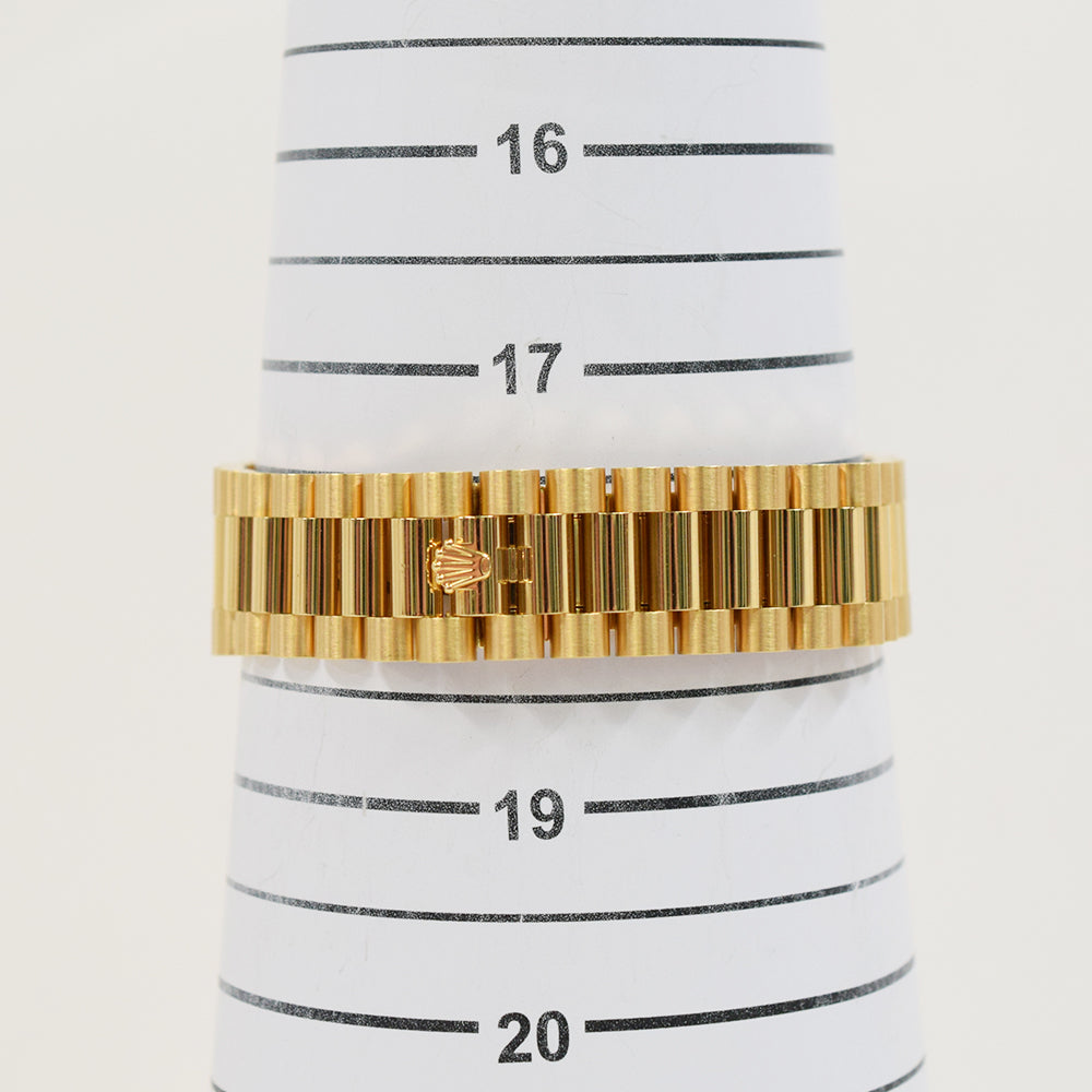 Rolex Day-Date 40 228238