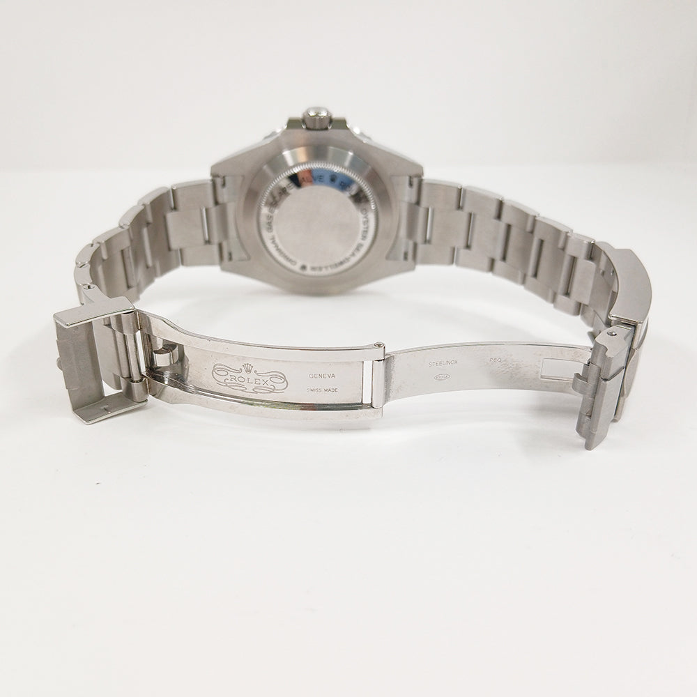 Rolex Sea-Dweller 126600