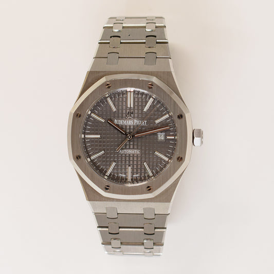 Audemars Piguet Royal Oak 15400ST.OO.1220ST.04