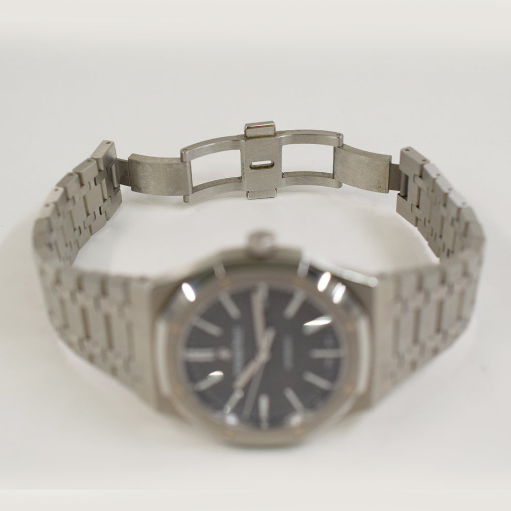Audemars Piguet Royal Oak 15400ST.OO.1220ST.04