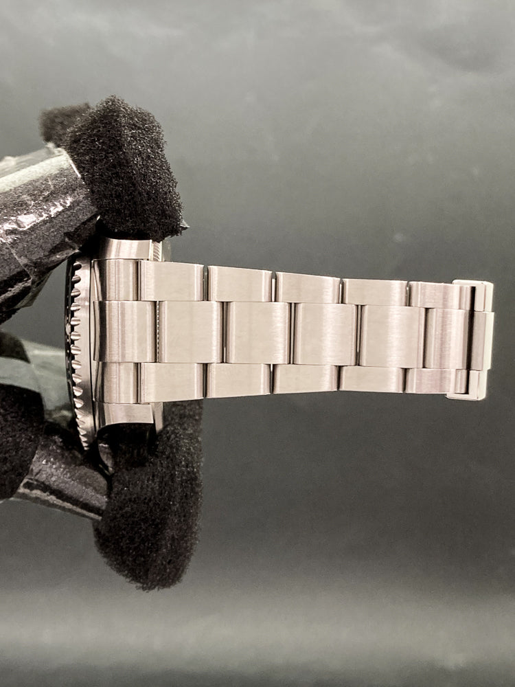 Rolex Sea-Dweller Deepsea 136660