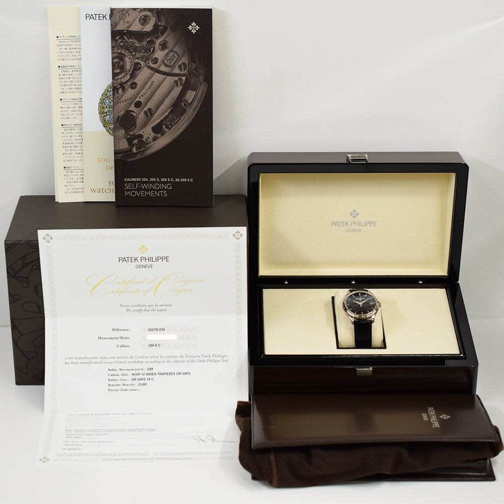 Patek Philippe Calatrava 5227G-010