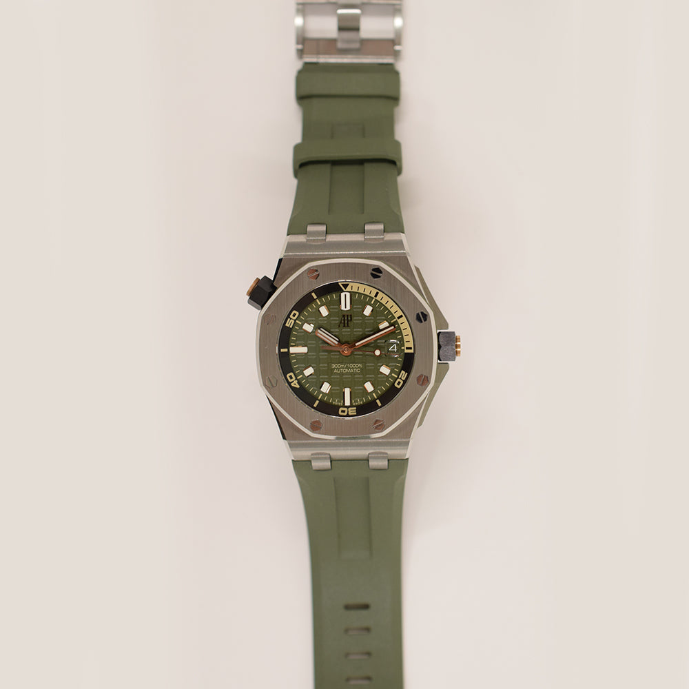Audemars Piguet Royal Oak Offshore Diver 15720ST.OO.A052CA.01