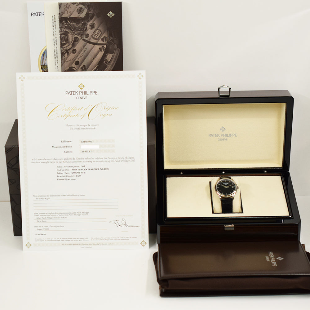 Patek Philippe Calatrava 5227G-010