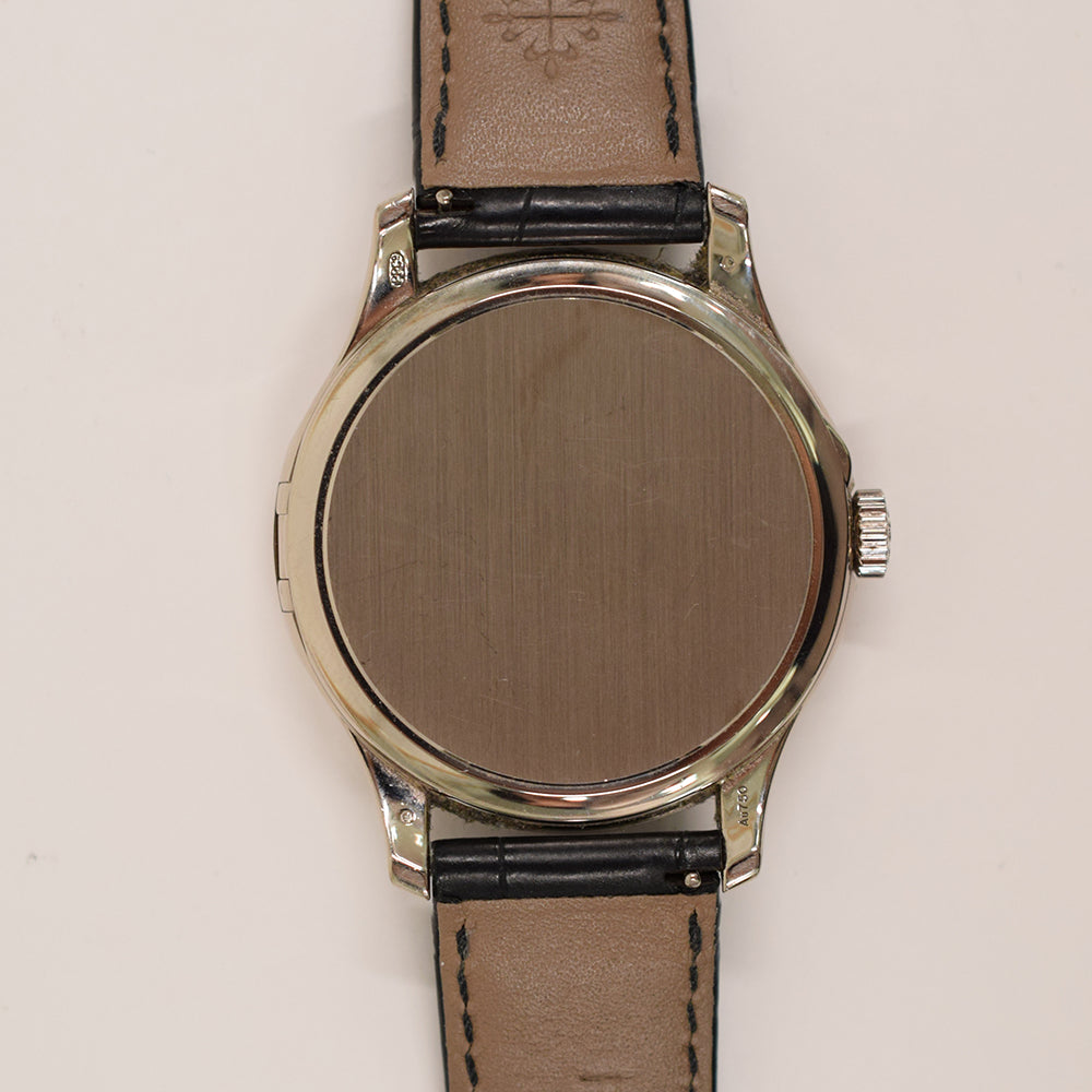 Patek Philippe Calatrava 5227G-010