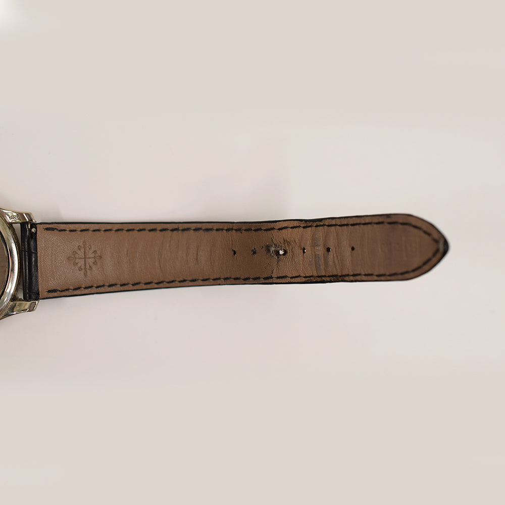 Patek Philippe Calatrava 5227G-010