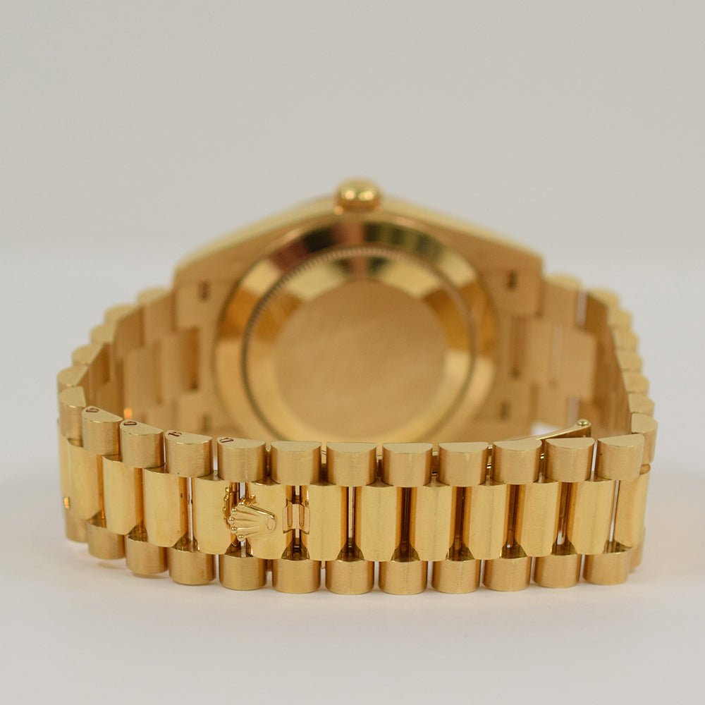 Rolex Day-Date 40 228238A