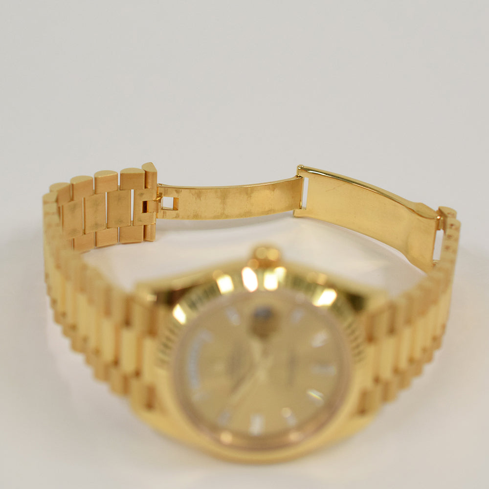 Rolex Day-Date 40 228238A