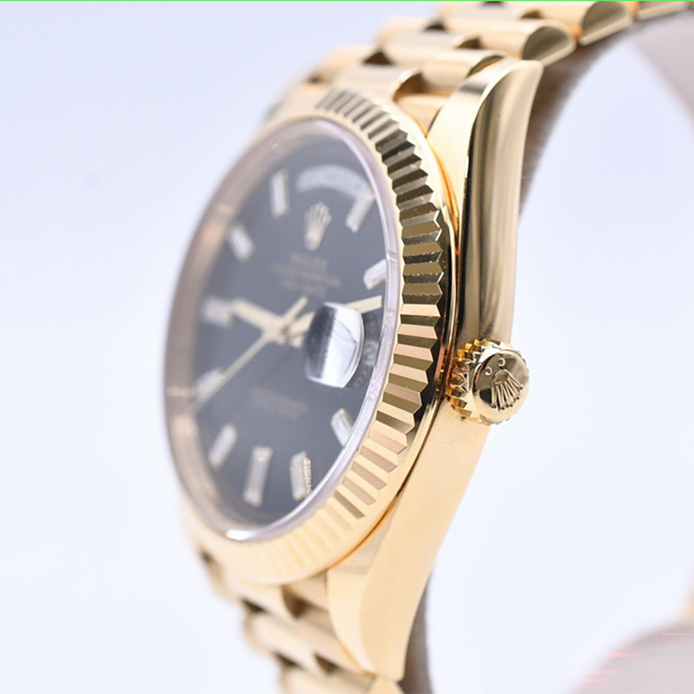 Rolex Day-Date 40 228238A